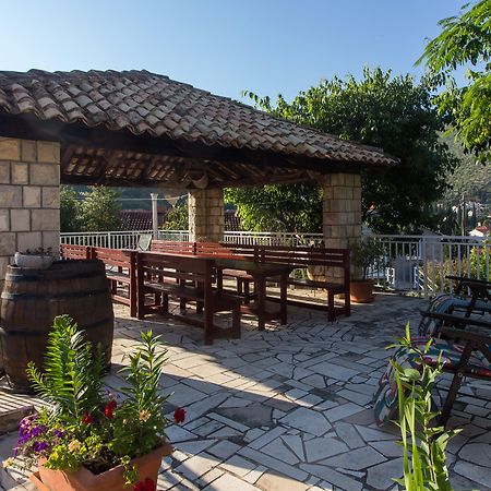 זאטון Guest House J&J מראה חיצוני תמונה