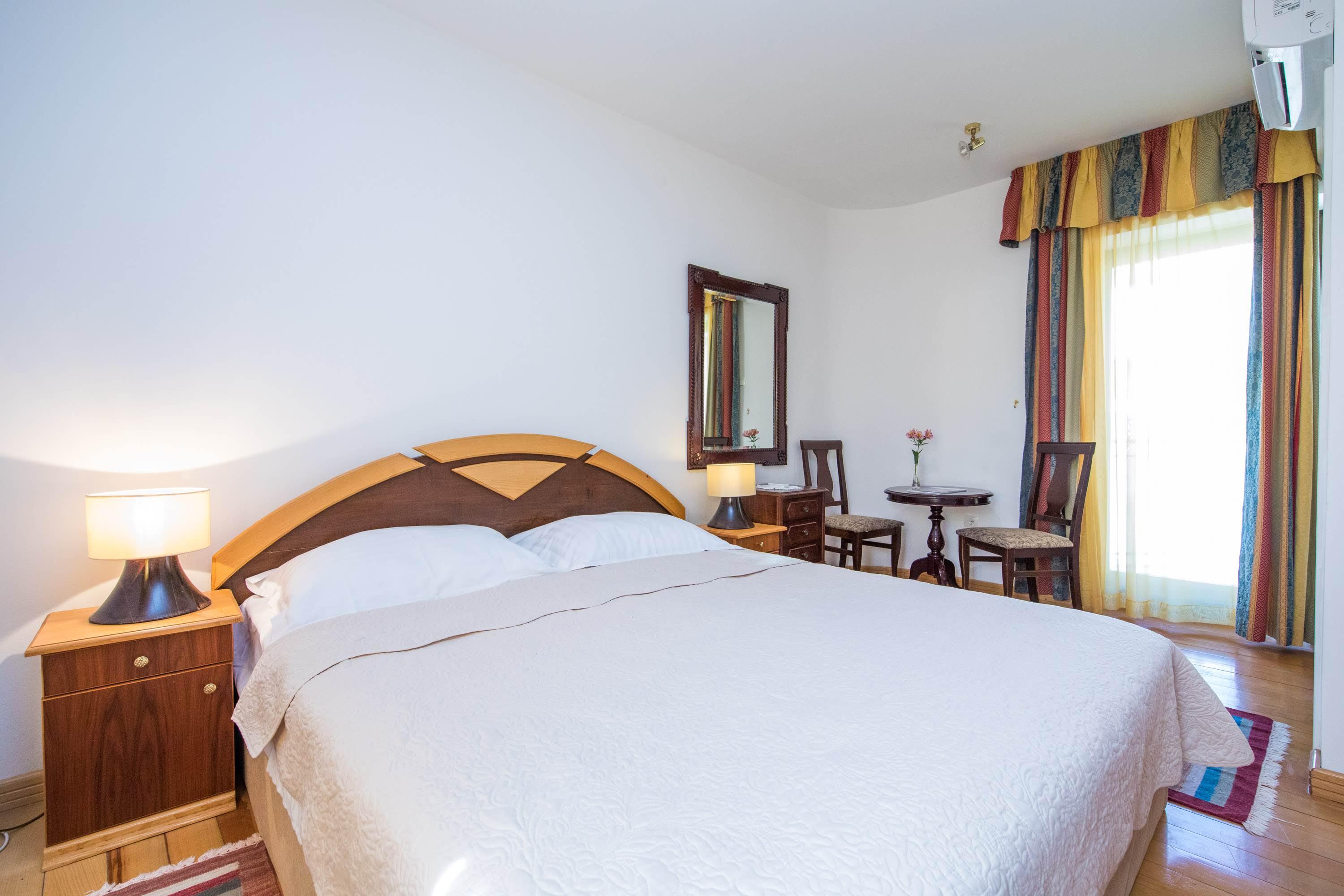 זאטון Guest House J&J מראה חיצוני תמונה