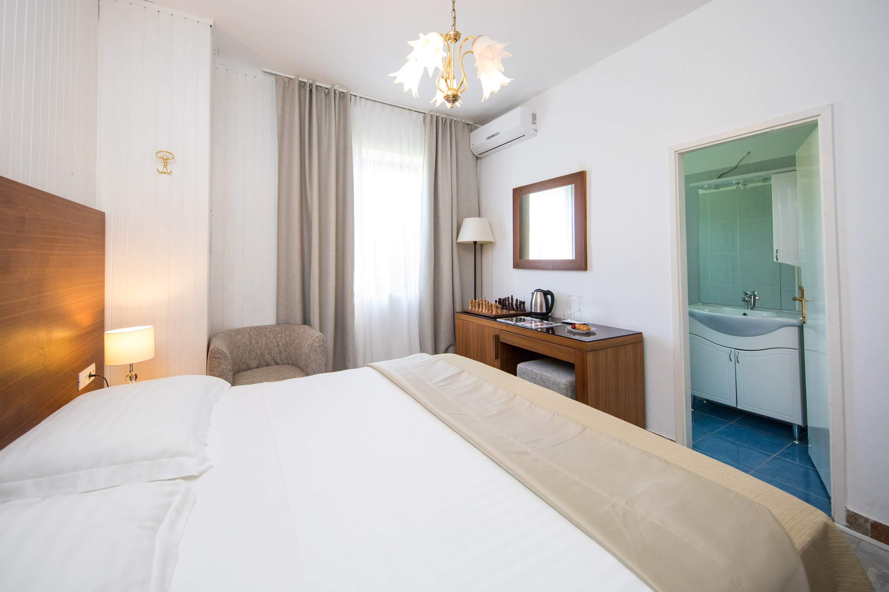 זאטון Guest House J&J מראה חיצוני תמונה