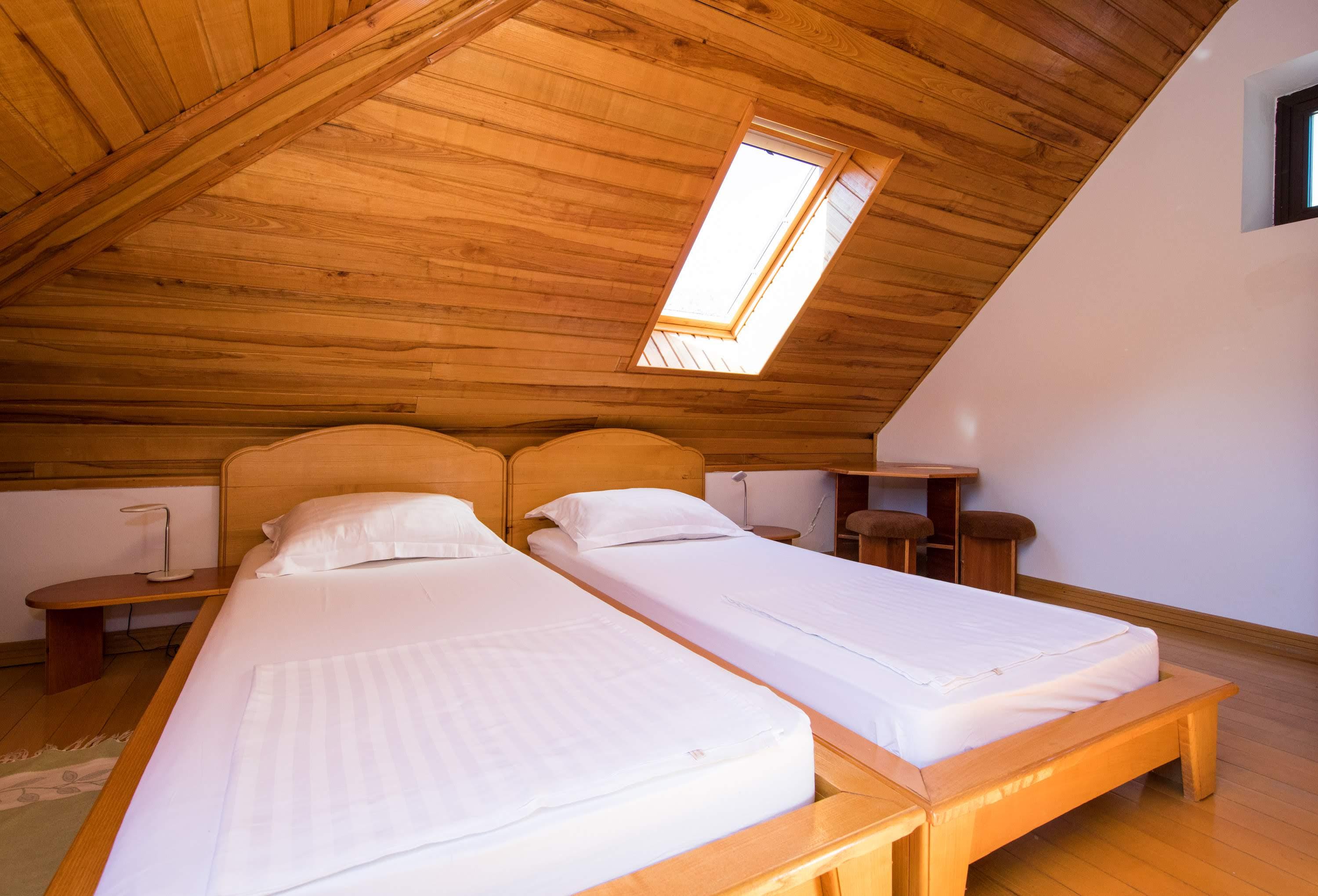 זאטון Guest House J&J מראה חיצוני תמונה
