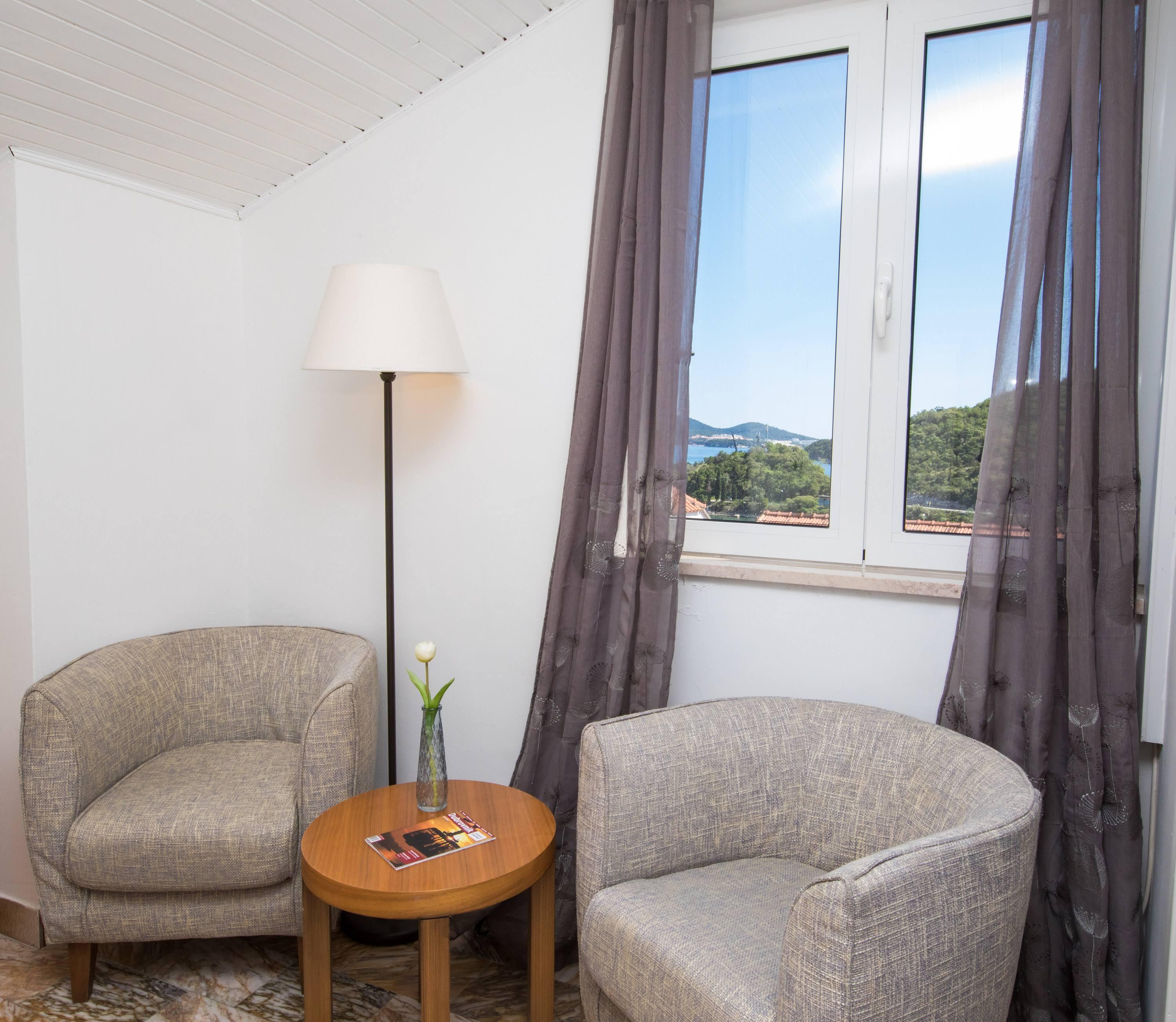 זאטון Guest House J&J מראה חיצוני תמונה