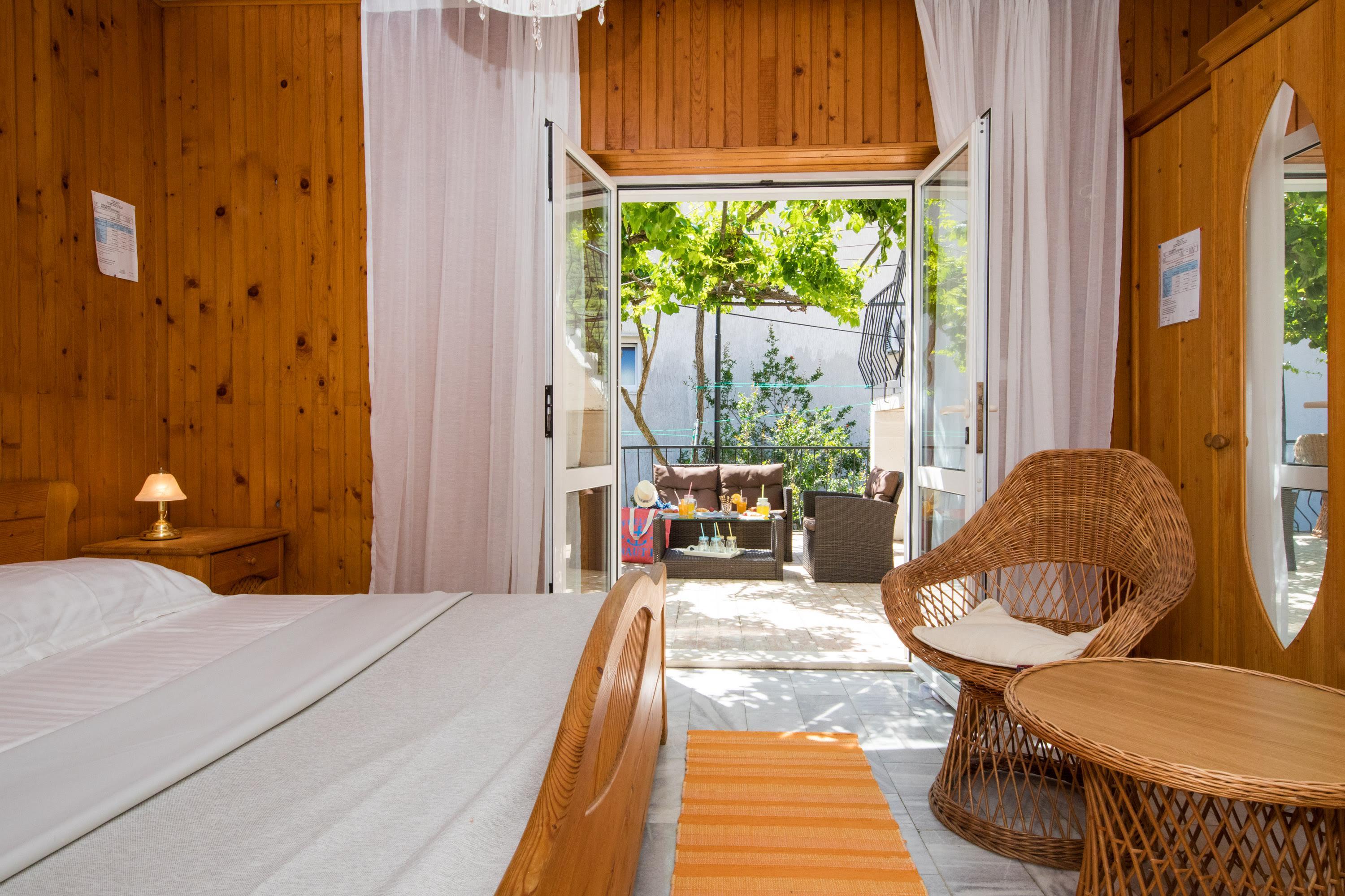 זאטון Guest House J&J מראה חיצוני תמונה