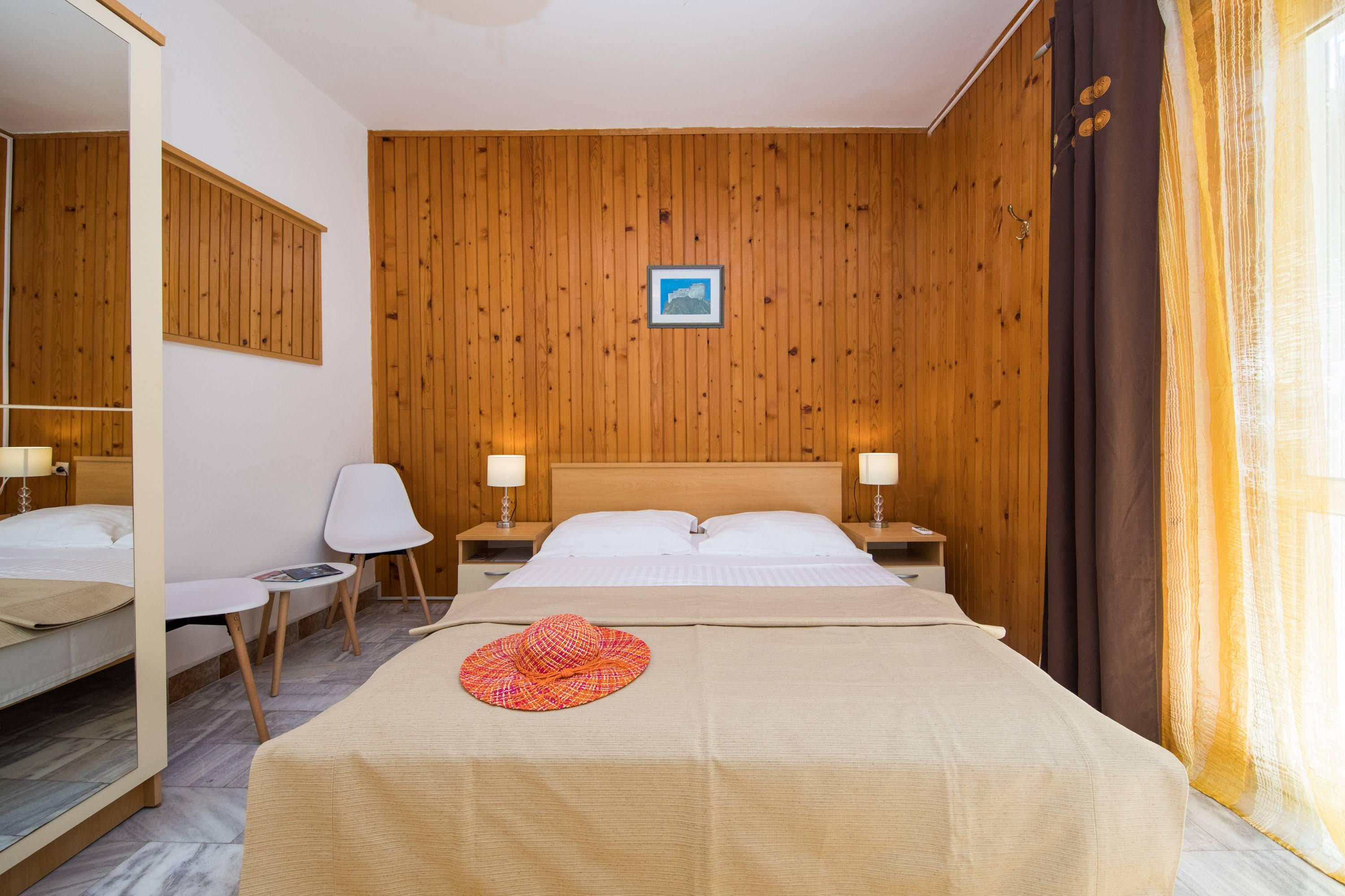 זאטון Guest House J&J מראה חיצוני תמונה